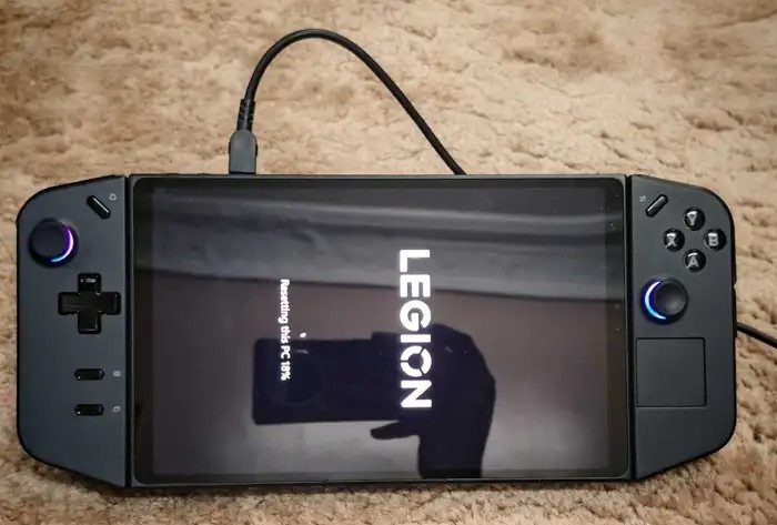 على السوم Lenovo Legion Go مع eGPU