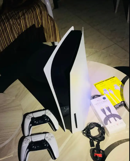 سوني 5 عليه العاب