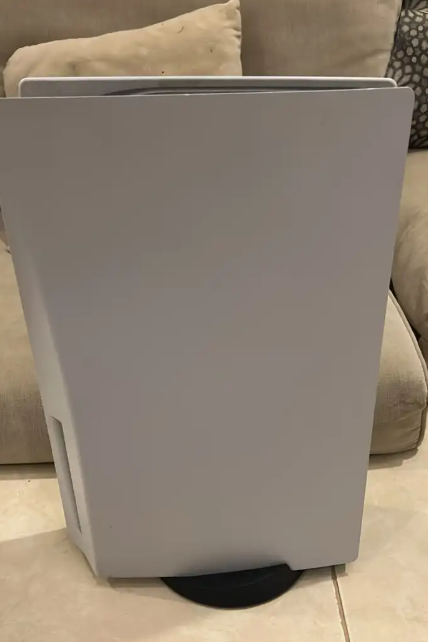 للبيع سوني5 نظيف