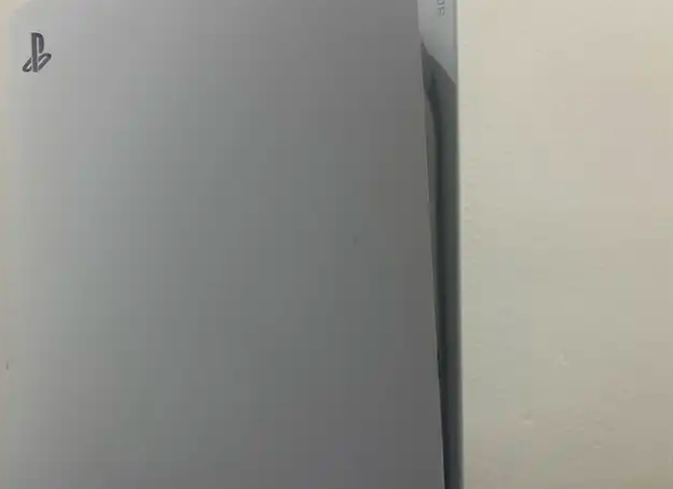 للبيع سوني 5 ديجتال