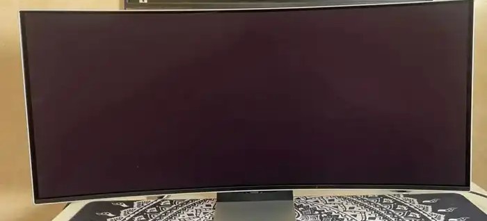 شاشة العاب ذكية Samsung odyssey g8 oled