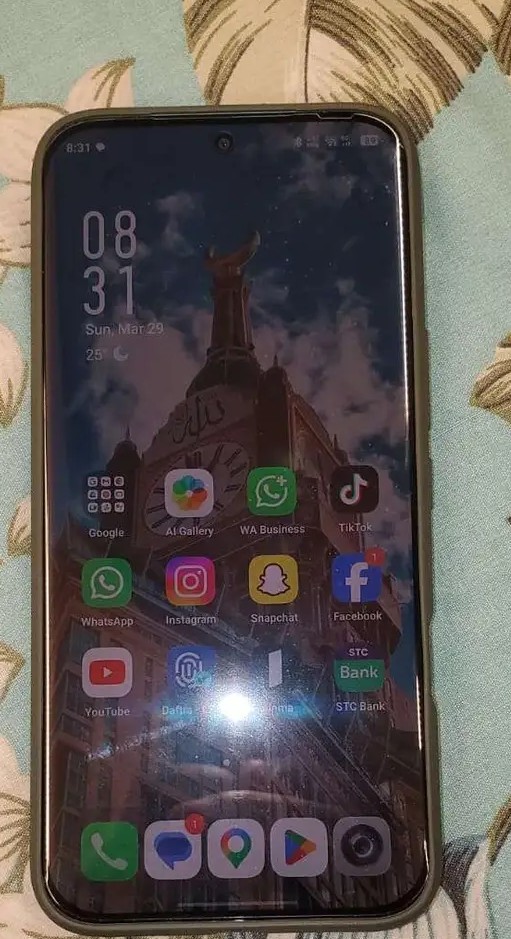 mobile infinx note edge 256Gb with wrranty only yous 2month