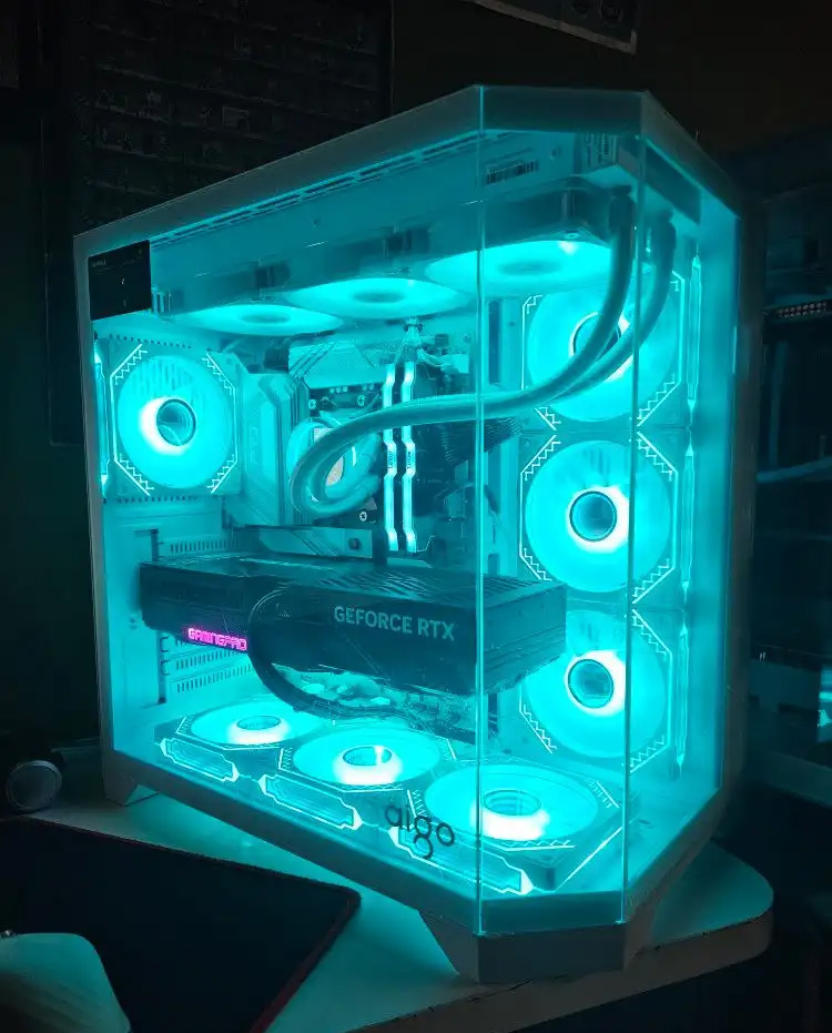 تجميعة بي سي RTX 5070Ti Ryzen 7 7800x3d
