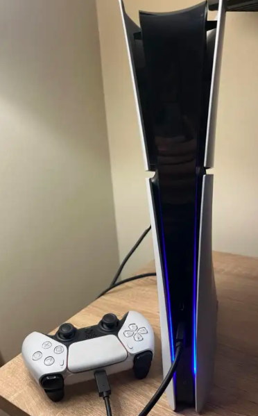 للبيع سوني 5 ps 5