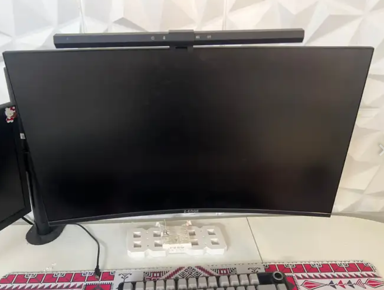 شاشه قيمنق