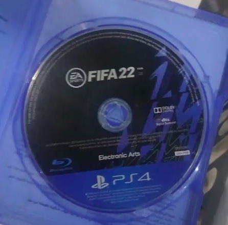 شريط فيفا 22 نسخة سوني 4