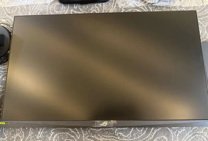 شاشة Gaming 27 بوصة IPS 180Hz QHD 2K للبيع