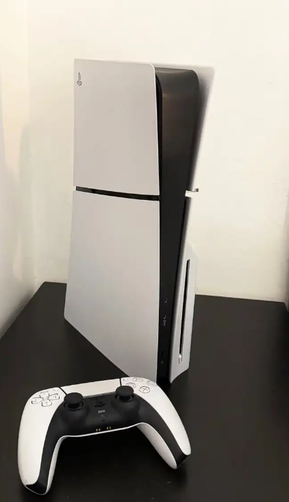 بلايستيشن 5 سليم PS5 Slim قارئ أقراص 1TB كامل