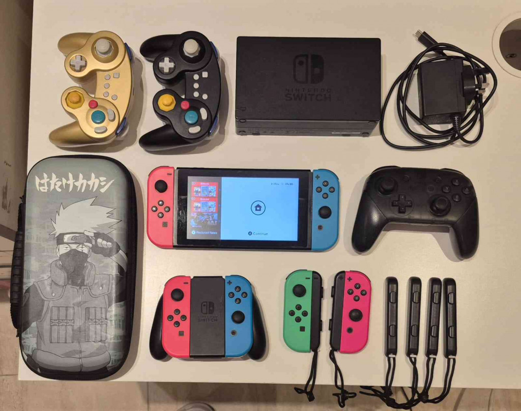 Nintendo Switch with 6 Joy-Cons, Pro Controller and more