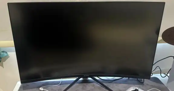 شاشة قيمنق 32 بوصه