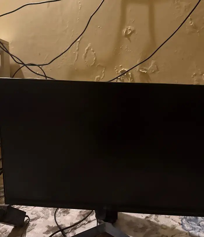 شاشة قيمنق 144hz