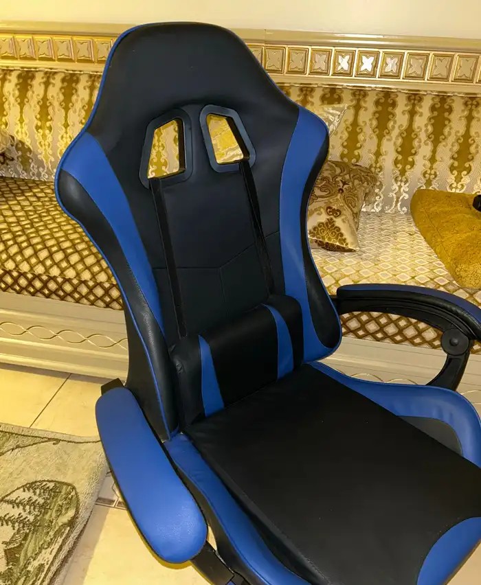 كرسي قيمنق للبيع ازرق