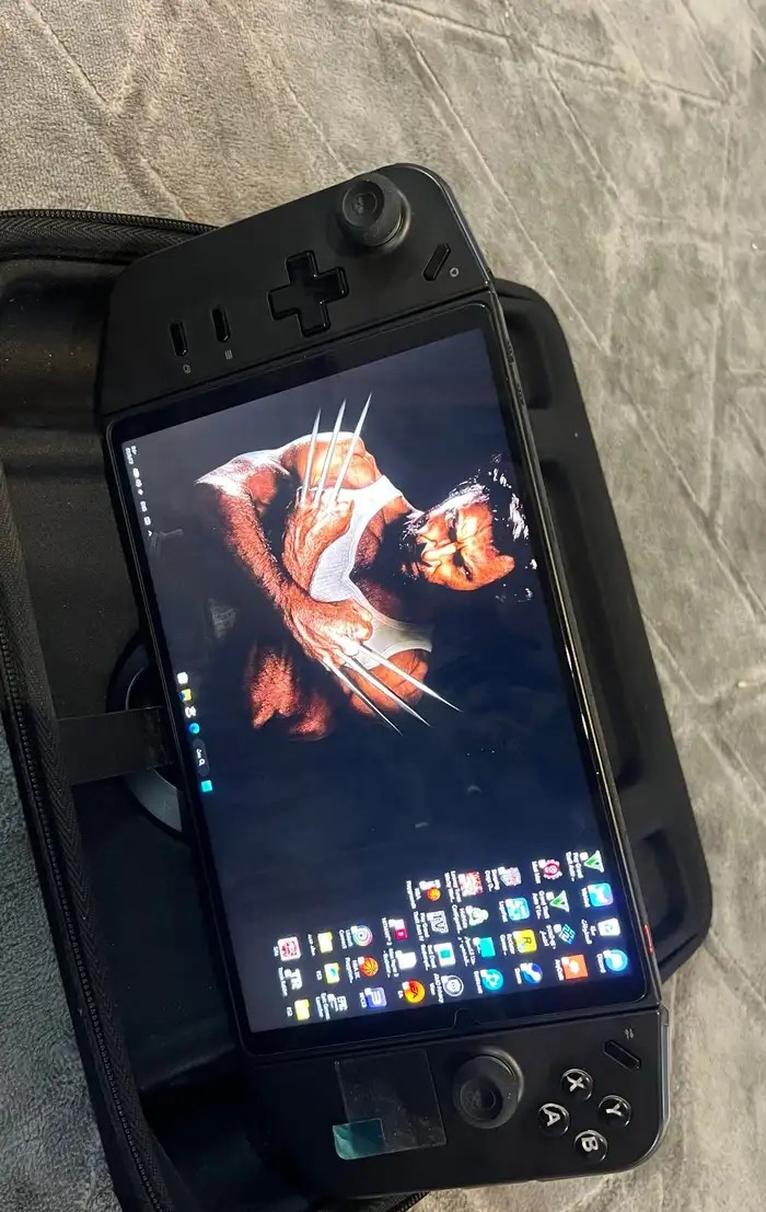 بي سي محمول لينوفو ليجن جو lenovo legion go